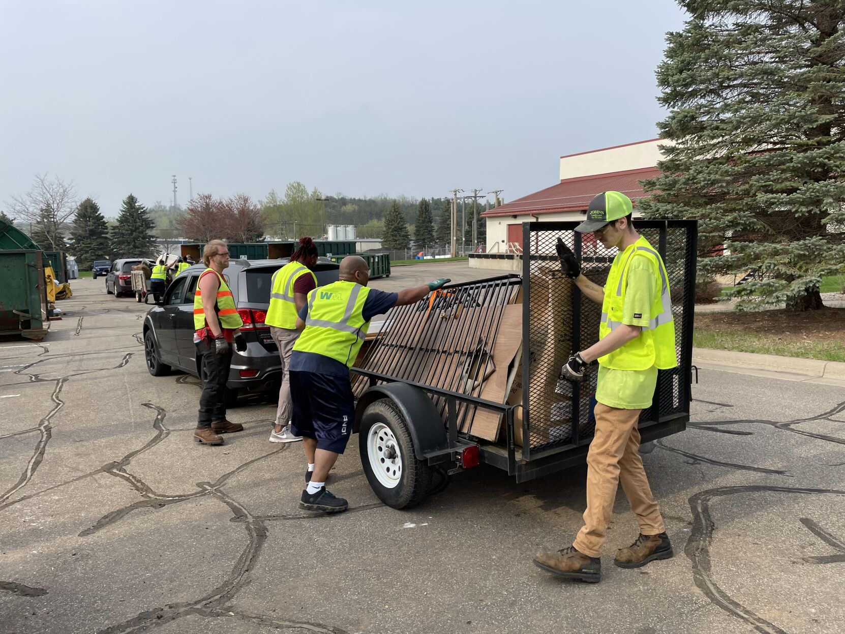 Unloading trailer.jpg